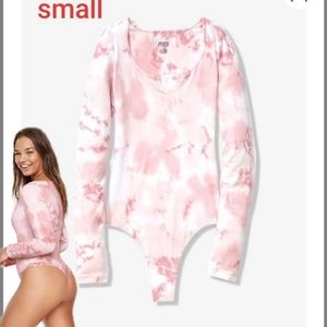 Brand New vs pink long sleeve body suit